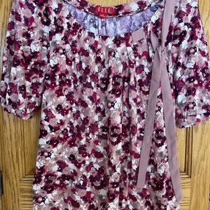Blouse by Elle floral print size small